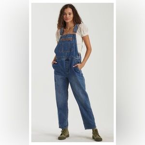 NWT, never worn, Billabong Basic Beach Overalls size Large (12)